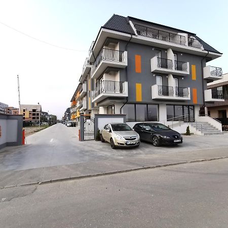 Otopeni Comfort Apartaments Esterno foto