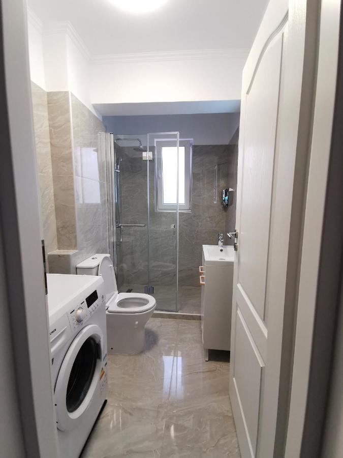 Otopeni Comfort Apartaments Esterno foto