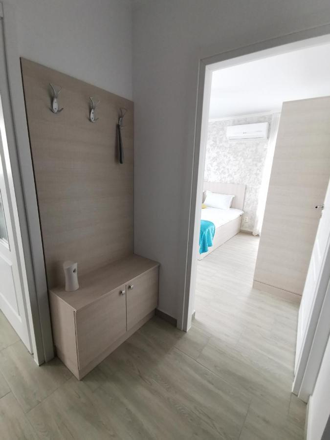 Otopeni Comfort Apartaments Esterno foto